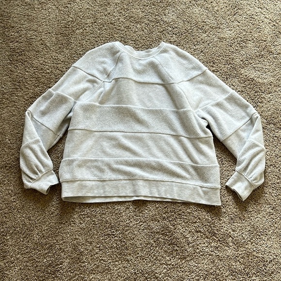 GAP Tops - Women’s GAP Light Gray Striped Sweatshirt